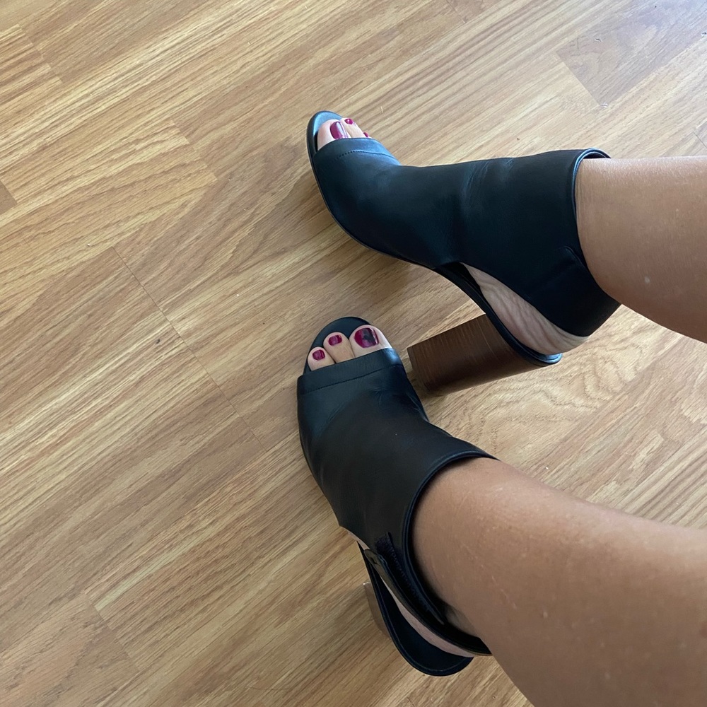 Vince Peep-toe Heels